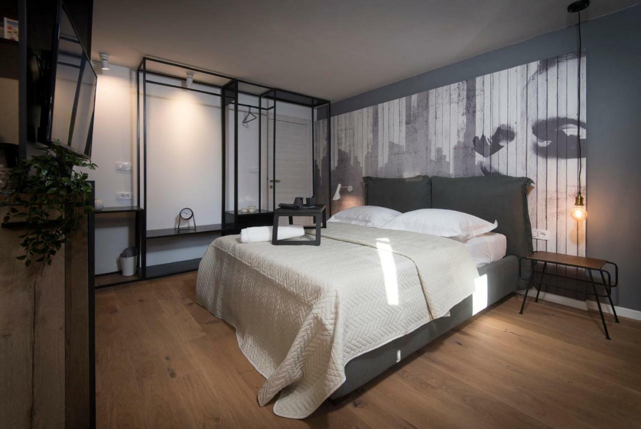 Sibinicum Luxury Rooms ชิเบนิก ภายนอก รูปภาพ
